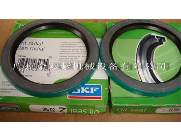 SKF CR33700骨架油封2